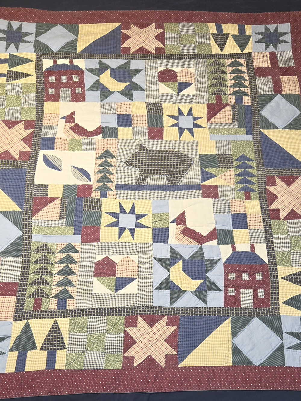 Patchwork Country Farm House Style Quilt Bedspread - Multicolor